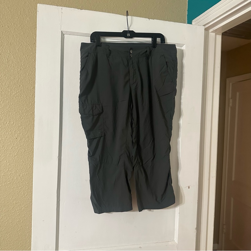 Columbia cargo sun protection pants size 14
